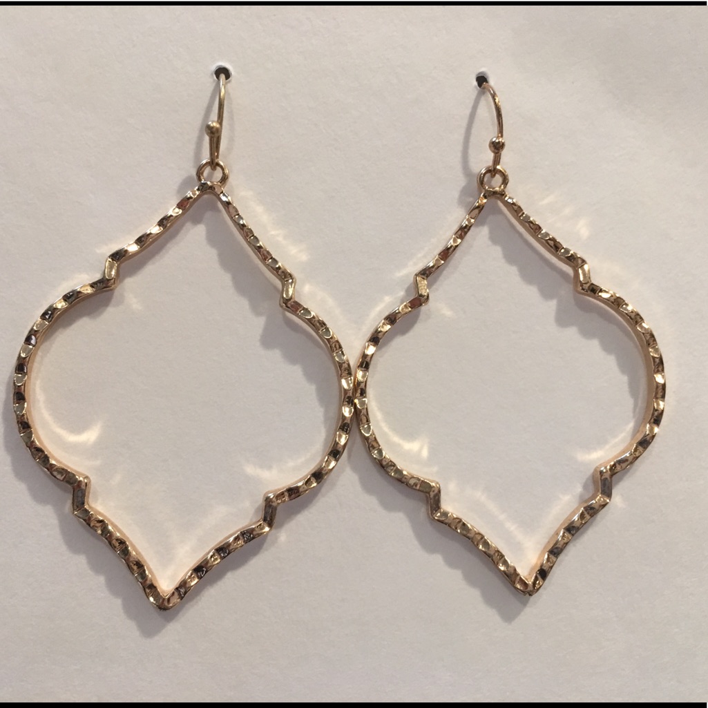 Gold Color Outline Earring
